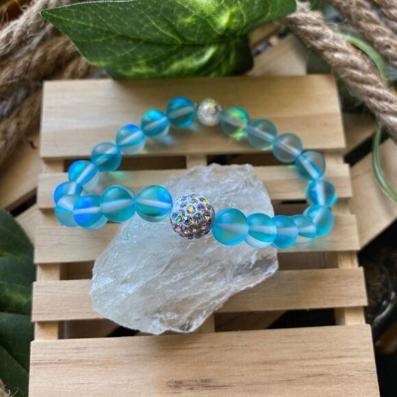 Mermaid Glass Angel Aura Quartz Bead Stretch Bracelet - Picture 1 of 3